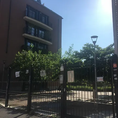 Homeathotel - Naviglio Pavese Διαμέρισμα