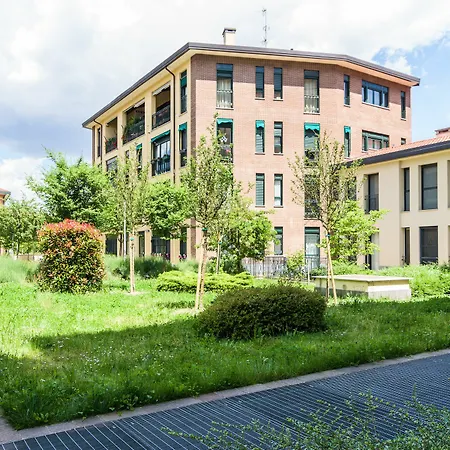 아파트 Homeathotel - Naviglio Pavese 2*